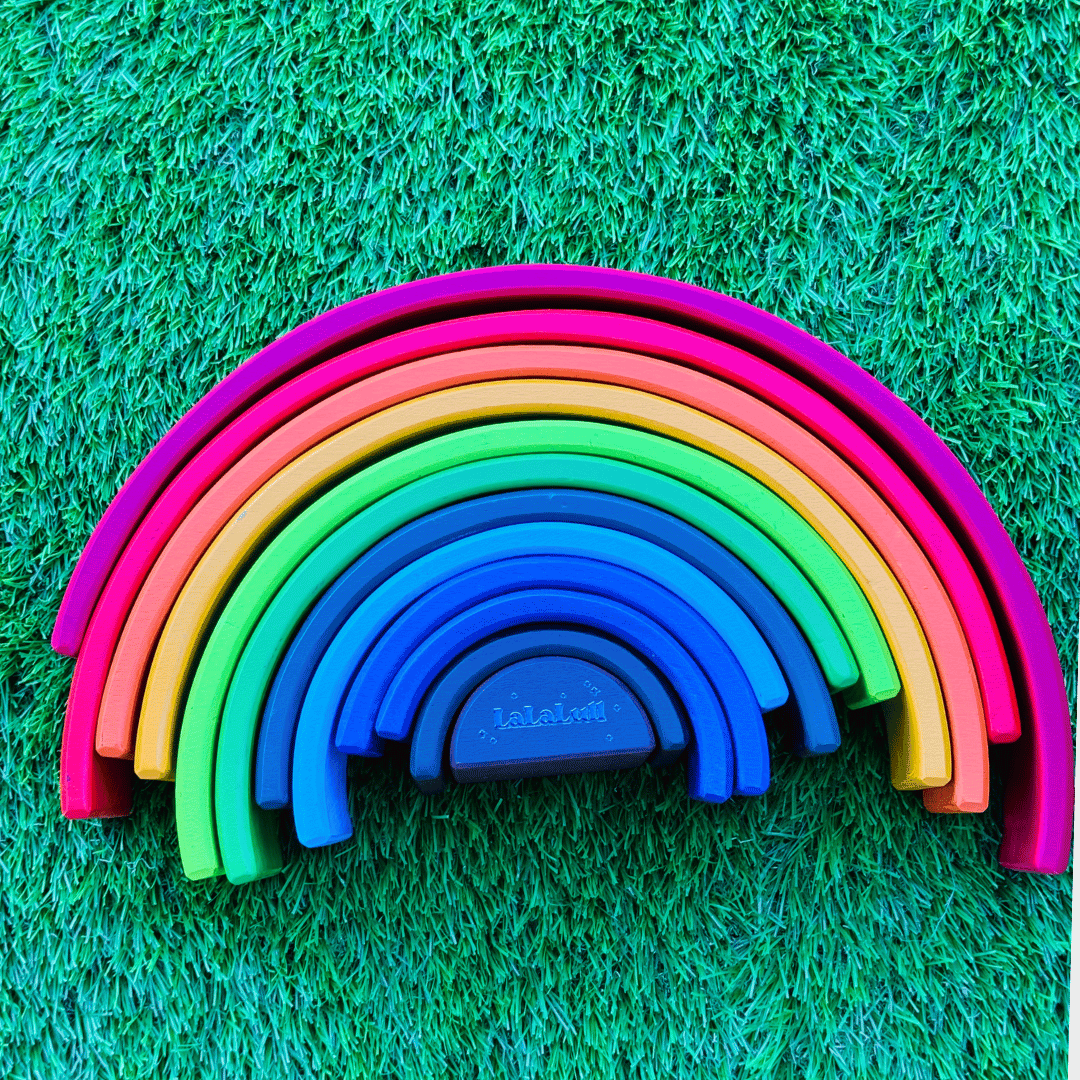 wooden-rainbow-stacker